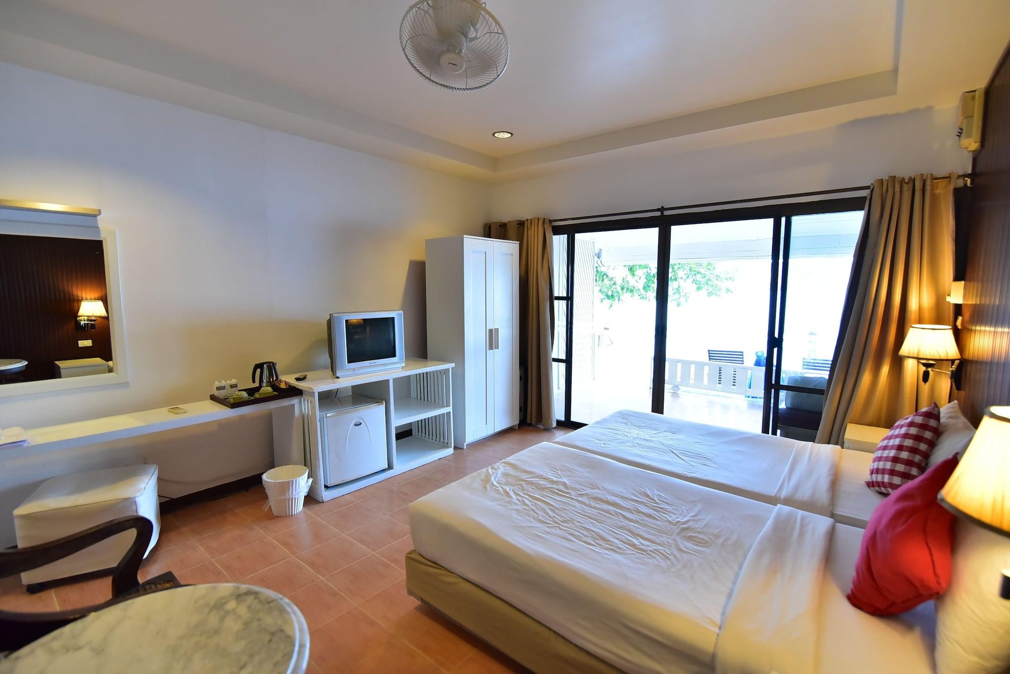 Koh Hai Fantasy Resort & Spa Koh Ngai Extérieur photo